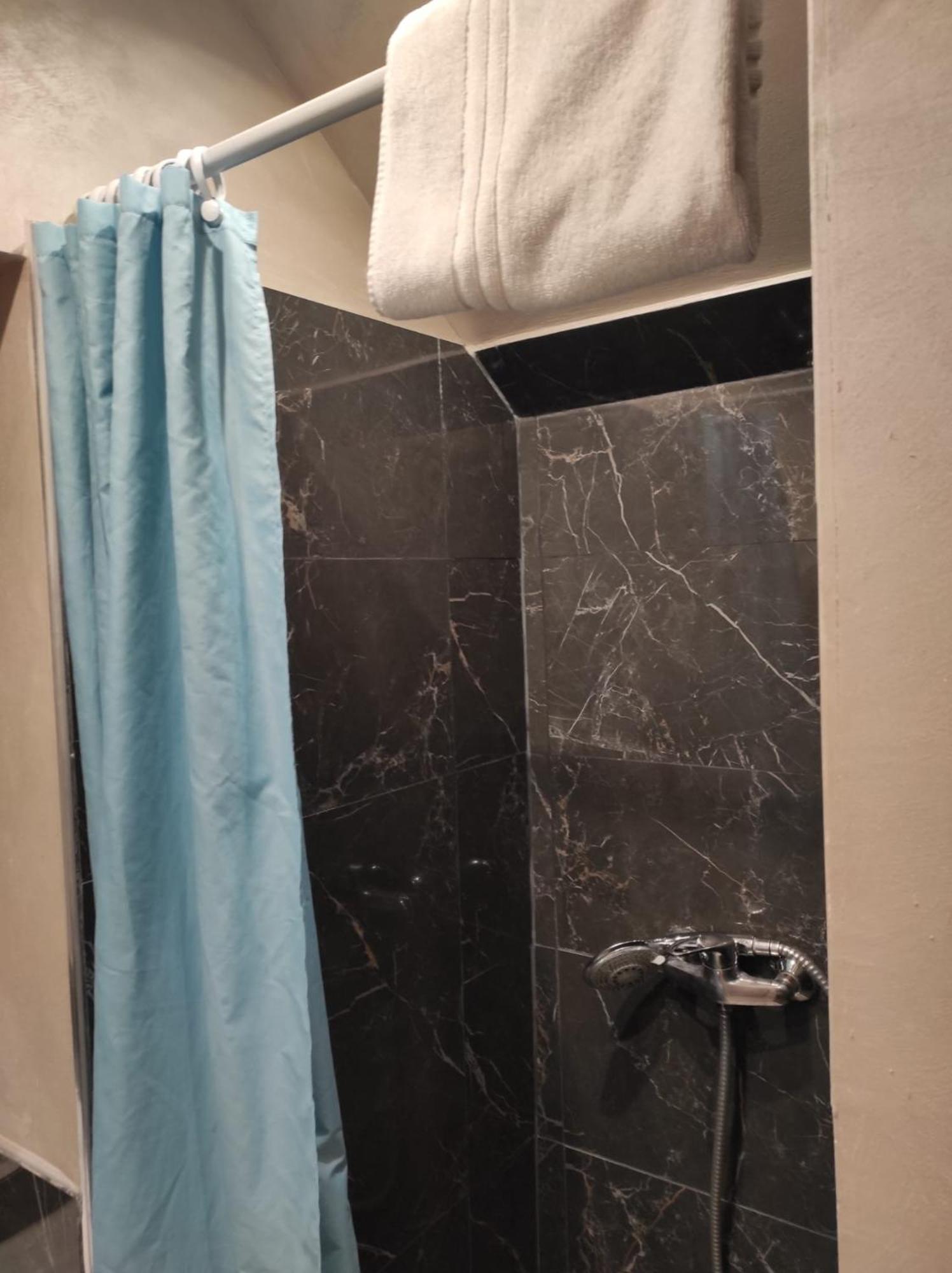 Hotel Clermont Montmartre Paris Ngoại thất bức ảnh