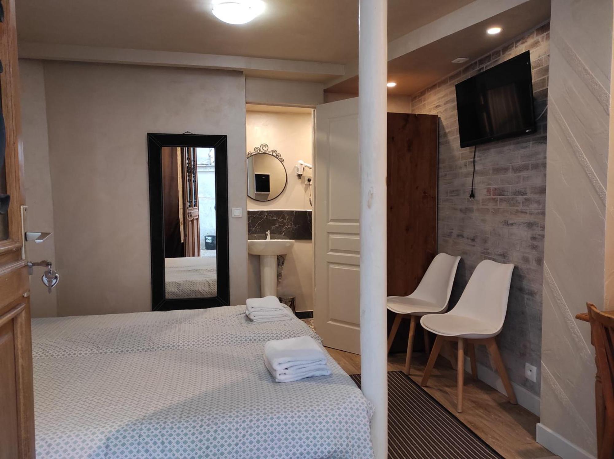 Hotel Clermont Montmartre Paris Ngoại thất bức ảnh